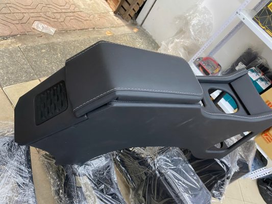 Bệ tỳ tay yên ngựa Vinfast VF5