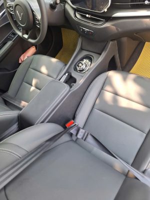 Bệ tỳ tay yên ngựa VF5