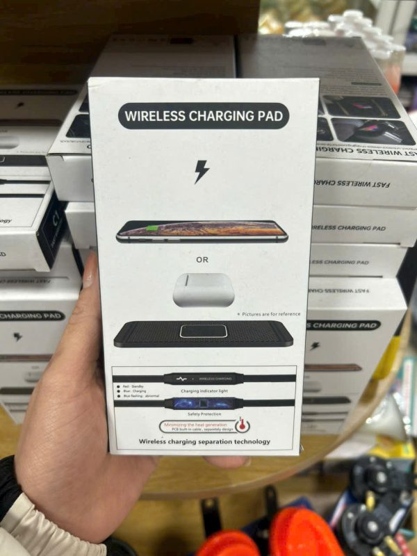 Sạc Không Dây Ô Tô Dạng Đế Sạc Miếng Lót Silicon – Giải Pháp Tiện Lợi Cho Người Lái Xe