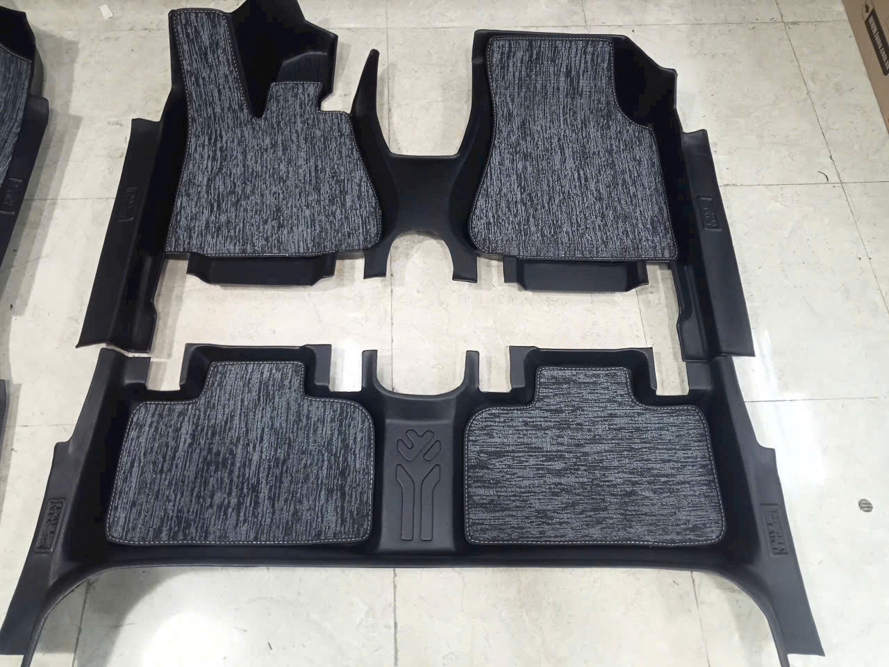 Thảm Lót Sàn Ô Tô VinFast VF3 Loại Khuôn Đúc - Giải Pháp Bảo Vệ Hoàn Hảo