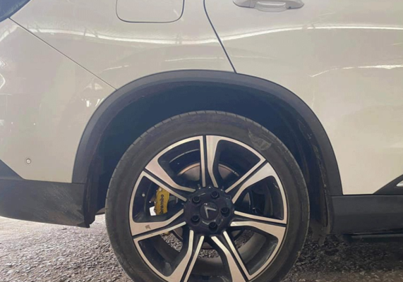 Ốp Má Phanh Brembo CNC Vinfast Lux SA
