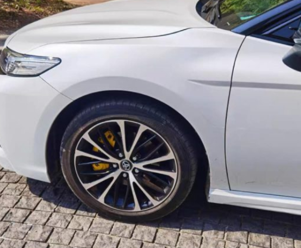 Ốp Má Phanh Brembo CNC Toyota Altis 2022+