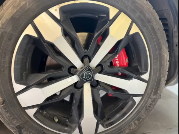 Ốp Má Phanh Brembo CNC Peugeot 3008
