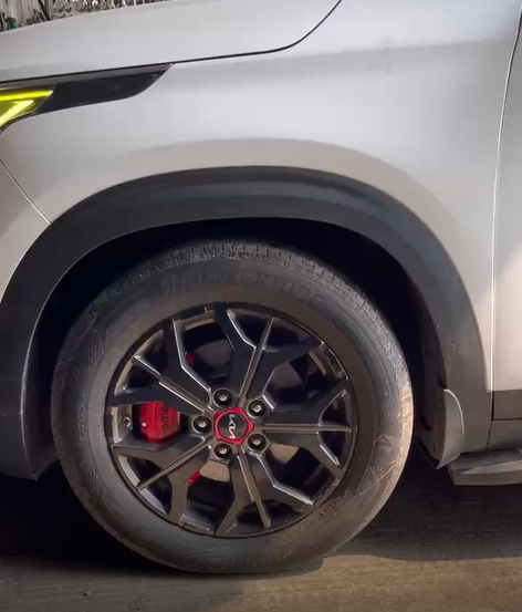 Ốp Má Phanh Brembo CNC Toyota Cross